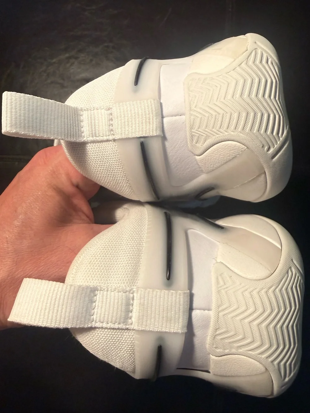 Jordan Women's Heir White and Black Low-Top Basketball Sneakers Size 9.5
